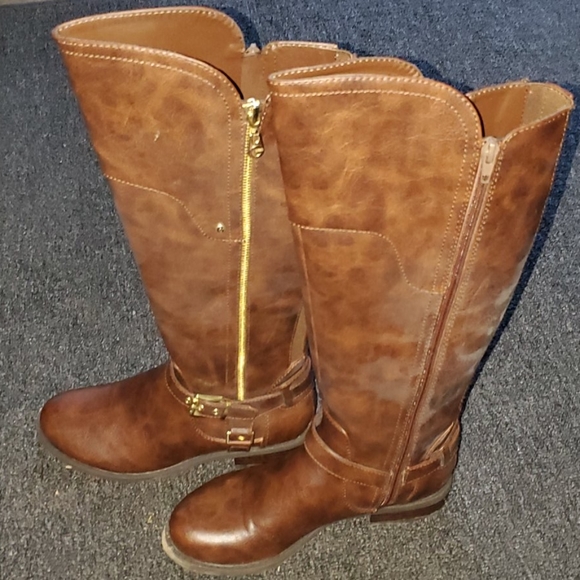 Guess Boots - Picture 4 of 4